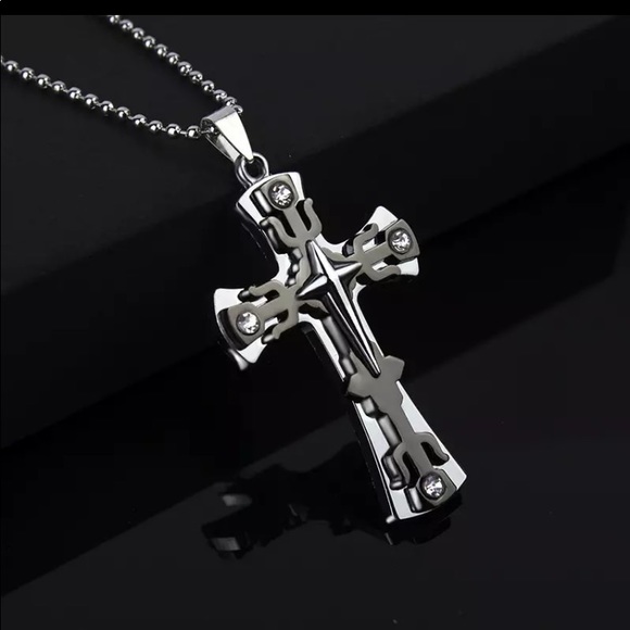 Men’s black and silver cross - Picture 1 of 7